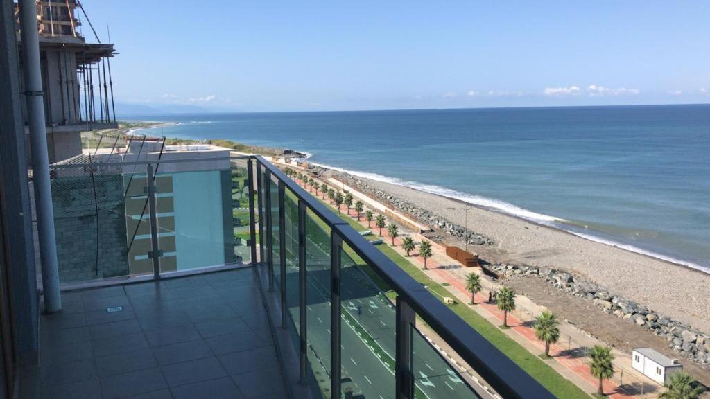 Zeyton Hotel Batumi Exterior foto